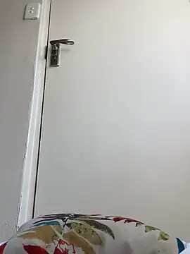 Snapshot of prettydollyy chatting on April 9, 2026, 9:04 am prettydollyy online show from April 9, 2026, 9:04 am