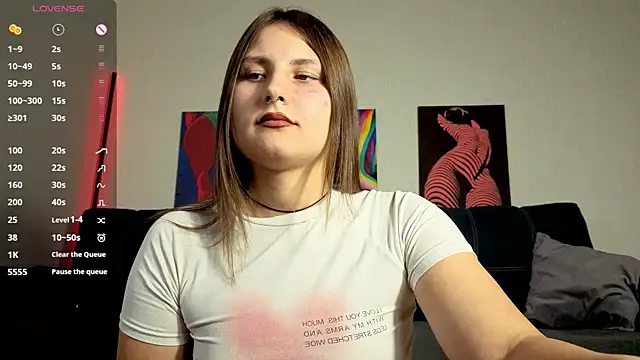 TrixiBell online show from July 28, 2026, 2:13 pm