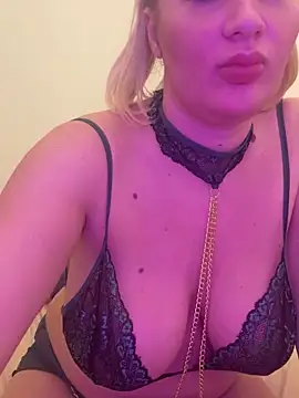 NellyExtraa online show from November 10, 2025, 8:36 pm