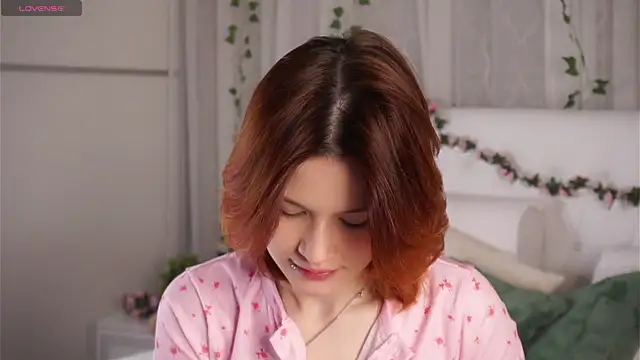 BlytheBenny online show from February 15, 2026, 1:06 am