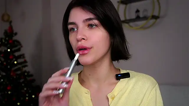 EleneButton online show from January 7, 2026, 1:21 am