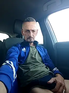 fabius720 online show from October 31, 2025, 2:46 pm