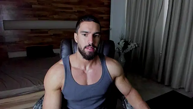 IvanHydee online show from July 14, 2026, 4:28 am