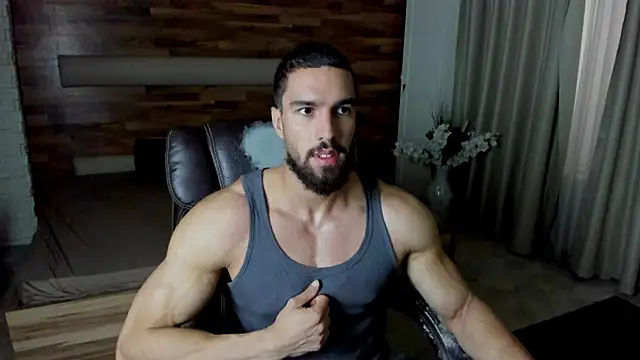 IvanHydee online show from July 16, 2026, 4:31 am