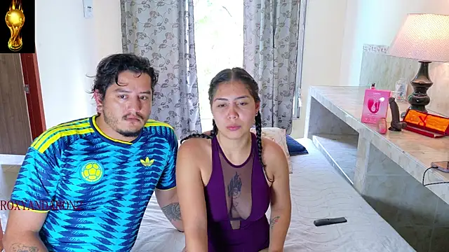 RoxyandAron2 online show from June 20, 2026, 7:41 pm