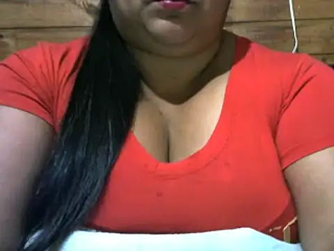 MARRENTINHA34 online show from October 8, 2025, 5:02 pm