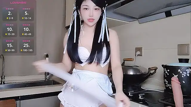 Coco--01 online show from October 9, 2025, 12:55 am