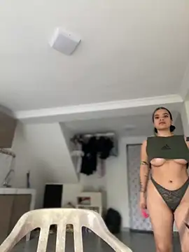 JuanitaMore01 online show from November 8, 2025, 8:23 pm