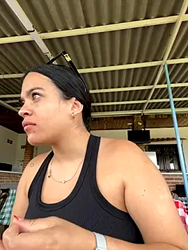 JuanitaMore01 online show from September 14, 2025, 7:14 pm