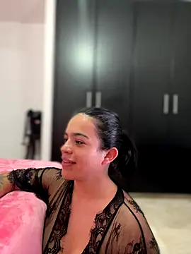 JuanitaMore01 online show from September 12, 2025, 7:13 pm