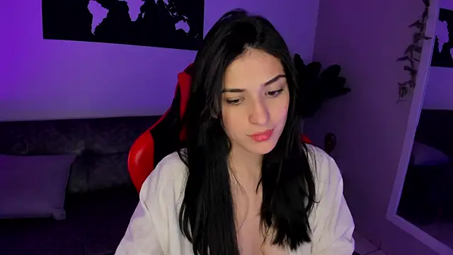 ZoeValencia1 online show from October 2, 2025, 12:30 pm