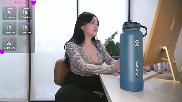 yuzhara online show from September 9, 2025, 3:10 pm