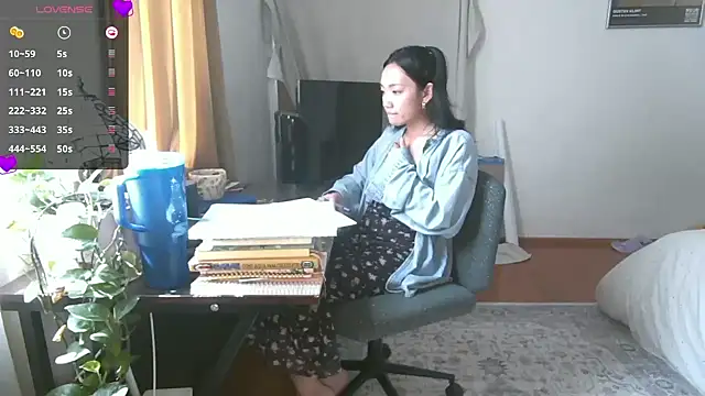 yuzhara online show from June 26, 2026, 4:13 pm