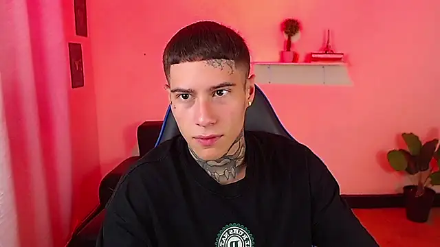 setthomas online show from December 22, 2025, 8:42 pm