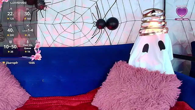 ly lulu online show from October 10, 2025, 7:04 pm