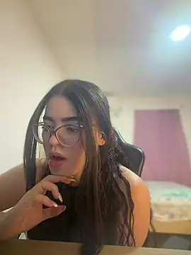 Valentina2390 online show from July 11, 2026, 2:23 am