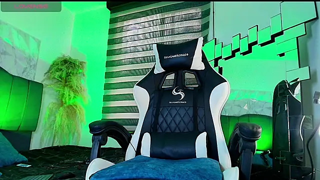 Isaac tan online show from March 20, 2026, 8:21 pm