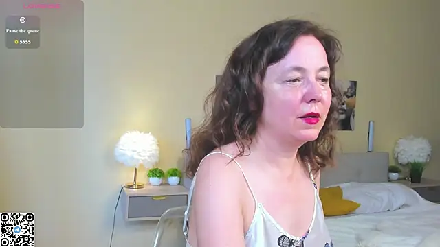 Snapshot of Kira_Adler chatting on June 7, 2026, 1:00 am Kira Adler online show from June 7, 2026, 1:00 am