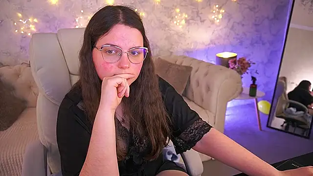 SophieDreamss online show from March 19, 2026, 10:10 pm