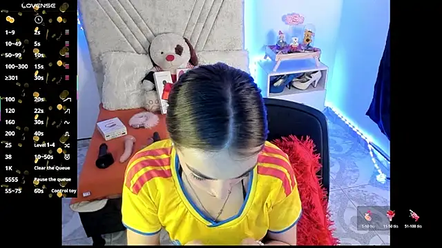 Snapshot of Mia_Victoria22 chatting on July 8, 2026, 3:45 pm Mia Victoria22 online show from July 8, 2026, 3:45 pm