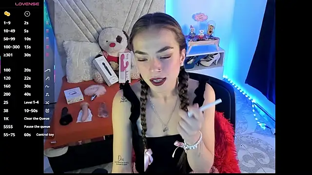 Snapshot of Mia_Victoria22 chatting on July 15, 2026, 6:04 pm Mia Victoria22 online show from July 15, 2026, 6:04 pm