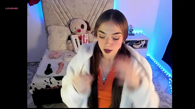 Mia Victoria22 online show from May 1, 2026, 3:33 am