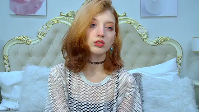 MistyMarlo online show from September 28, 2025, 8:32 am