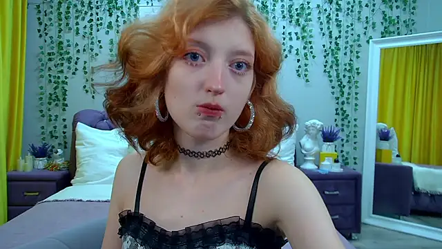 MistyMarlo online show from September 22, 2025, 5:08 pm