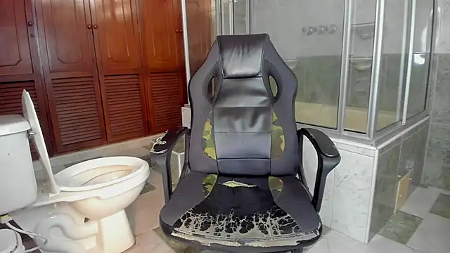 magnus serket online show from October 4, 2025, 11:34 am