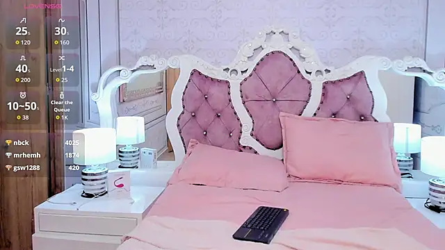 Sofi naughty18 online show from September 27, 2025, 11:27 am