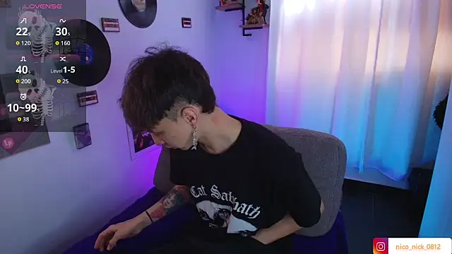 Nick Bangover  online show from October 30, 2025, 7:44 pm