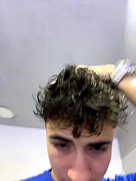 AdrianRinaldi online show from October 18, 2025, 8:22 pm