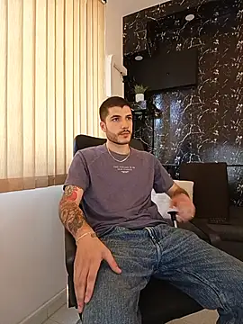 Snapshot of Rafael_Mendezz chatting on July 24, 2026, 7:54 pm Rafael Mendezz online show from July 24, 2026, 7:54 pm