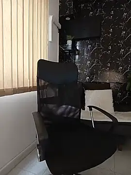 Snapshot of Rafael_Mendezz chatting on June 26, 2026, 8:14 pm Rafael Mendezz online show from June 26, 2026, 8:14 pm