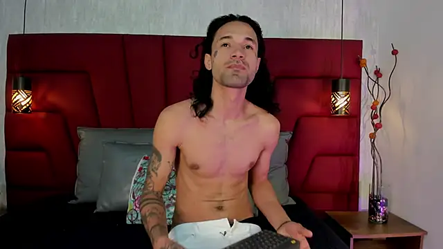 Hisoka 011 online show from September 22, 2025, 11:49 am