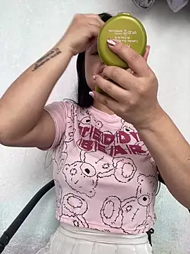 Jennifer Vega1 online show from December 19, 2025, 8:55 pm