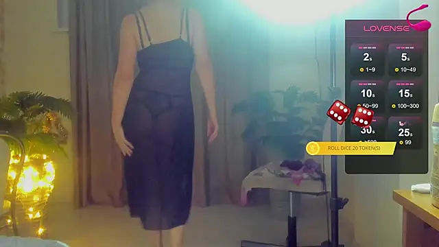 Julia Giulia online show from January 14, 2026, 7:39 pm