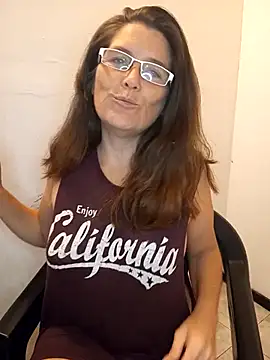 Merida2276 online show from December 3, 2025, 2:45 am