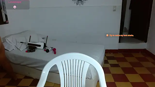 CanelaDeluxe online show from March 3, 2026, 3:41 pm