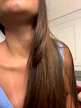 AnnyVega  online show from November 27, 2025, 9:04 pm