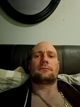 Spaner3300 online show from October 14, 2025, 11:25 pm