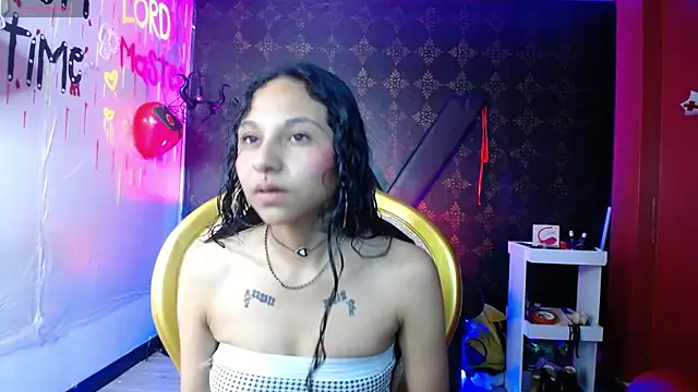 Sweettpleasure online show from September 22, 2025, 12:33 pm