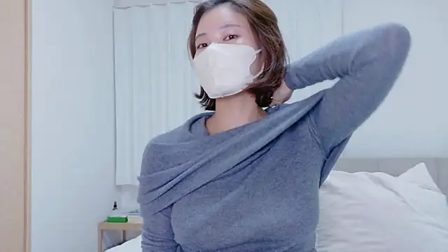 riko oxo online show from November 14, 2025, 11:47 am