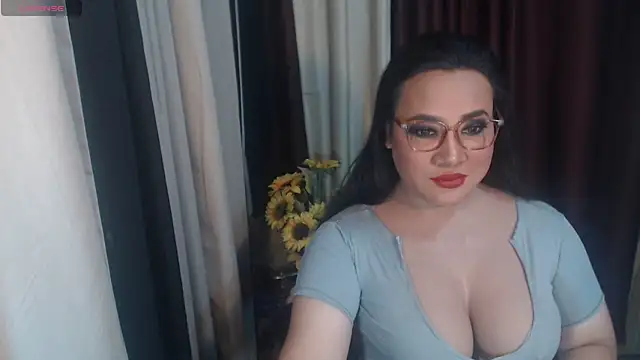 Hotcum ella online show from March 29, 2026, 12:12 am