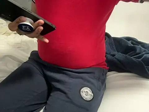 Snapshot of HothairyBoy2 chatting on March 17, 2026, 2:47 am HothairyBoy2 online show from March 17, 2026, 2:47 am