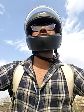 YoursThickDick online show from February 28, 2026, 3:50 am