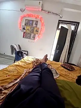 YoursThickDick online show from June 4, 2026, 4:17 am