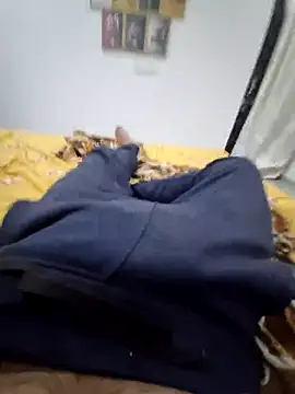 YoursThickDick online show from September 29, 2025, 3:13 am