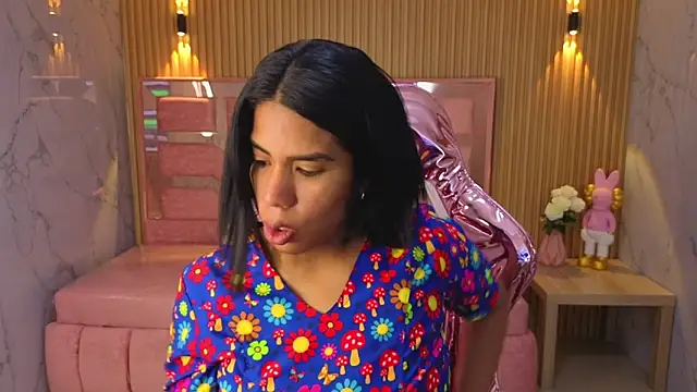 ambar fox s online show from September 20, 2025, 8:36 pm