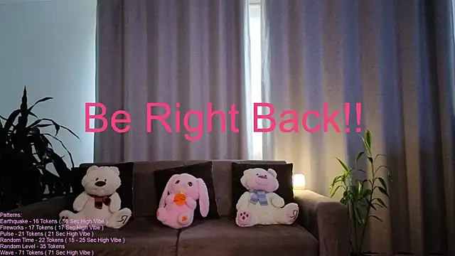 Snapshot of _LittleSammy chatting on July 7, 2026, 7:17 pm LittleSammy online show from July 7, 2026, 7:17 pm